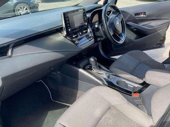 Toyota Corolla 1.8 VVT-i Hybrid Design 5dr CVT