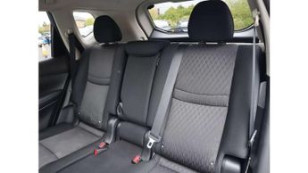 Nissan X-Trail 1.7 dCi N-Connecta 5dr CVT