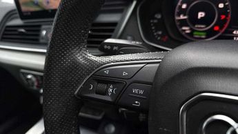 Audi Q5 55 TFSI e Quattro S Line Competition 5dr S Tronic