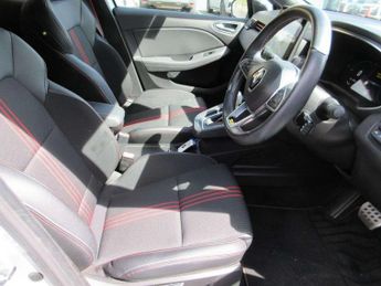 Renault Clio 1.6 E-TECH Hybrid 140 RS Line 5dr Auto