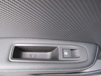 Renault Clio 1.6 E-TECH Hybrid 140 RS Line 5dr Auto