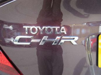 Toyota C-HR 1.8 Hybrid Design 5dr CVT