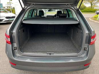 Skoda Superb Estate 1.4 TSI iV SE Technology DSG 5dr