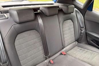 SEAT Arona 1.0 TSI 110 XPERIENCE Lux 5dr DSG