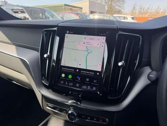 Volvo XC60 2.0 B4D R DESIGN Pro 5dr AWD Geartronic