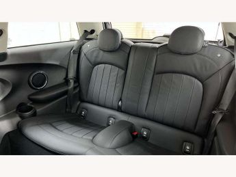 MINI Hatchback 1.5 Cooper Exclusive II 3dr Auto