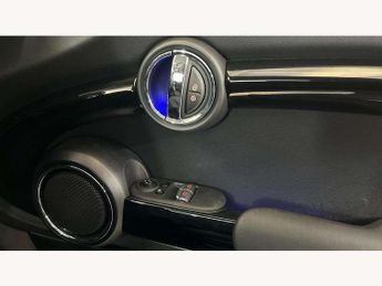 MINI Hatchback 1.5 Cooper Exclusive II 3dr Auto