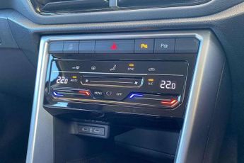 Volkswagen T-Roc 1.5 TSI Life 5dr DSG