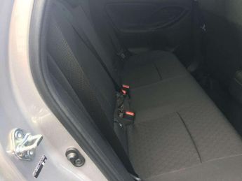 Toyota Yaris 1.5 Hybrid Design 5dr CVT