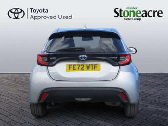 Toyota Yaris 1.5 Hybrid Design 5dr CVT