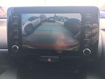 Toyota Yaris 1.5 Hybrid Design 5dr CVT