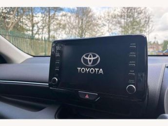 Toyota Yaris 1.5 Hybrid Design 5dr CVT