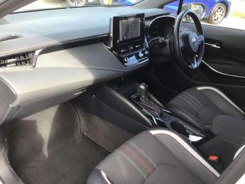 Toyota Corolla 2.0 VVT-i Hybrid GR Sport 5dr CVT