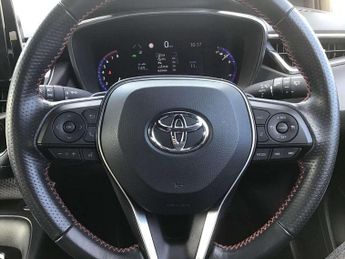Toyota Corolla 2.0 VVT-i Hybrid GR Sport 5dr CVT