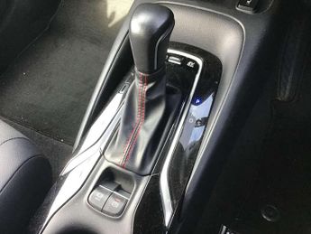 Toyota Corolla 2.0 VVT-i Hybrid GR Sport 5dr CVT
