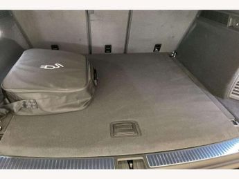 Volkswagen Touareg 3.0 V6 TSI eHybrid 4Motion R 5dr Tip Auto