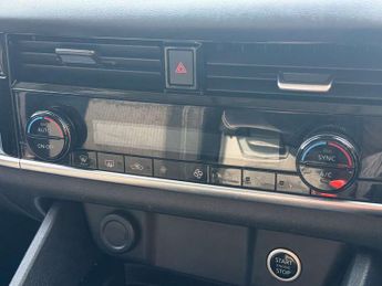 Nissan Qashqai 1.3 DiG-T MH 158 Acenta Premium 5dr Xtronic