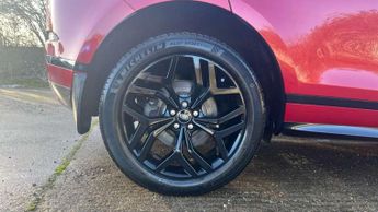 Land Rover Range Rover Evoque 1.5 P300e R-Dynamic SE 5dr Auto