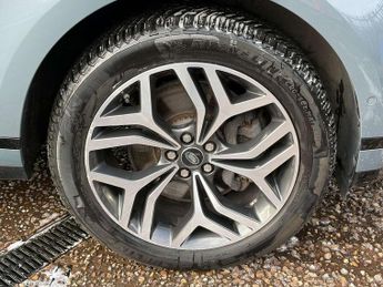 Land Rover Range Rover Evoque 2.0 P250 First Edition 5dr Auto