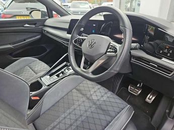 Volkswagen Golf 1.5 eTSI 150 R-Line 5dr DSG