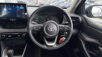Toyota Yaris 1.5 Hybrid Icon 5dr CVT
