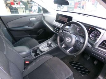 Nissan Qashqai 1.3 DiG-T MH 158 Acenta Premium 5dr Xtronic