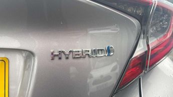 Toyota C-HR 1.8 Hybrid Dynamic 5dr CVT