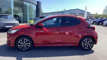 Toyota Yaris 1.5 Hybrid Design 5dr CVT