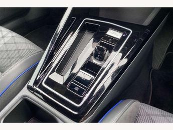 Volkswagen Golf 1.5 eTSI 150 R-Line 5dr DSG