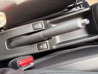 Suzuki Swift 1.2 Mild Hybrid Motion 5dr CVT