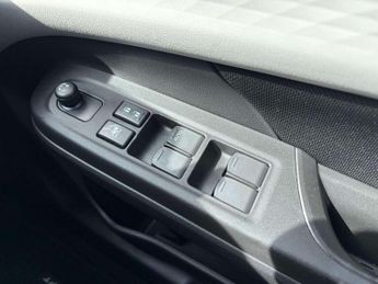 Suzuki Swift 1.2 Mild Hybrid Motion 5dr CVT