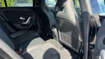 Mercedes-Benz CLA Shooting Brake CLA 200 AMG Line Premium 5dr Tip Auto