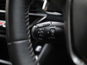 Peugeot 208 1.2 PureTech 100 Active Premium 5dr EAT8