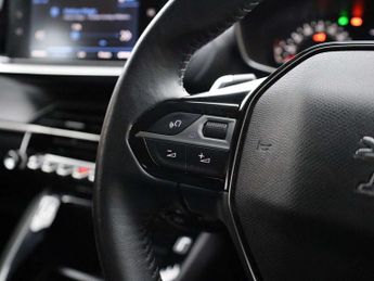 Peugeot 208 1.2 PureTech 100 Active Premium 5dr EAT8