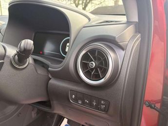 Hyundai Kona 1.6 GDi Hybrid Premium 5dr DCT