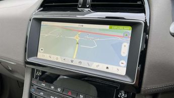 Jaguar F-Pace 3.0d V6 Portfolio 5dr Auto AWD