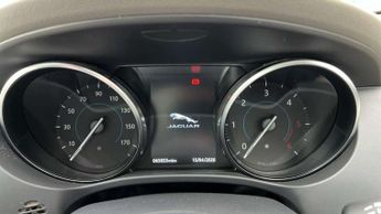 Jaguar F-Pace 3.0d V6 Portfolio 5dr Auto AWD