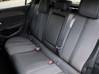 Peugeot 308 1.2 PureTech Allure Premium 5dr EAT8