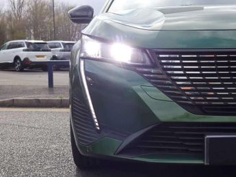 Peugeot 308 1.2 PureTech Allure Premium 5dr EAT8