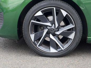 Peugeot 308 1.2 PureTech Allure Premium 5dr EAT8