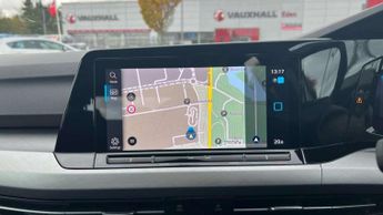 Volkswagen Golf 2.0 TDI Life 5dr DSG