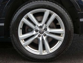 Audi Q7 3.0 TDI Quattro S Line 5dr Tip Auto