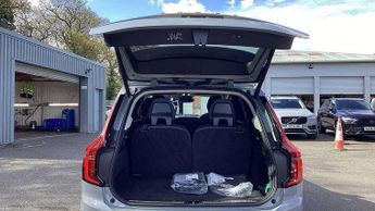 Volvo XC90 2.0 T8 PHEV Ultra Dark 5dr AWD Geartronic