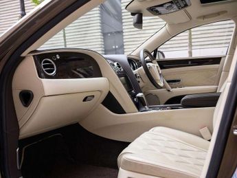 Bentley Flying Spur 6.0 W12 Mulliner Driving Spec 4dr Auto