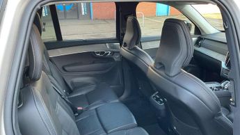 Volvo XC90 2.0 B5P Ultra Dark 5dr AWD Geartronic