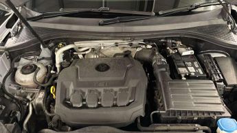 Volkswagen Tiguan 2.0 TSi 180 4Motion R-Line 5dr DSG