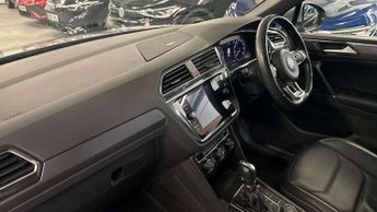 Volkswagen Tiguan 2.0 TSi 180 4Motion R-Line 5dr DSG