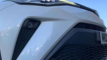 Toyota C-HR 1.8 Hybrid Dynamic 5dr CVT
