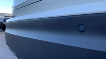 Toyota C-HR 1.8 Hybrid Dynamic 5dr CVT