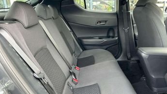 Toyota C-HR 1.8 Hybrid Icon 5dr CVT
